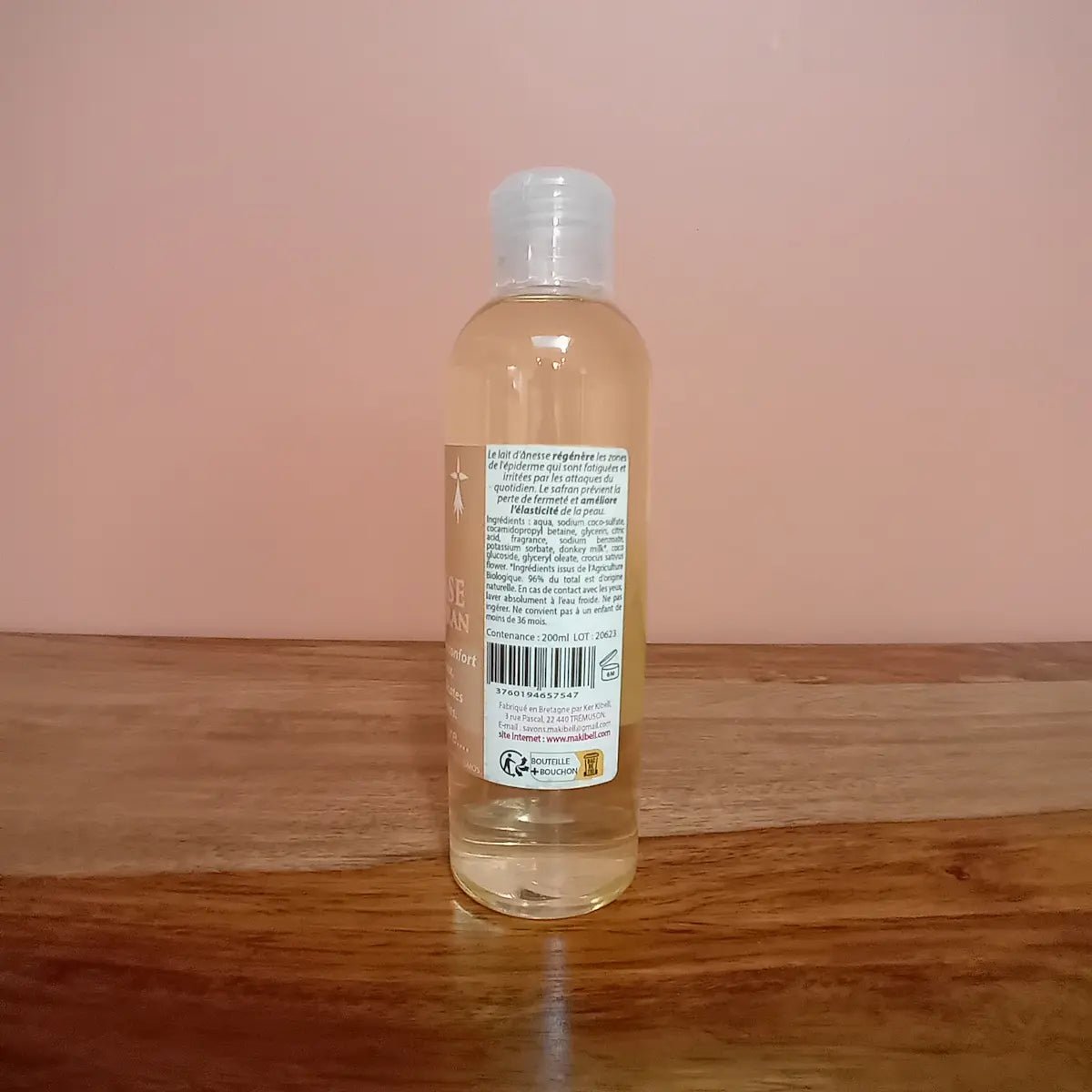 gel douche naturel, gel douche au lait d’ânesse, gel douche au safran, gel douche peau sensible, soin corps apaisant, cosmétique douceur, gel douche sans sulfate, gel douche hydratant, soin peau sèche, lait d’ânesse bio, soin naturel peau fragile, 
gel douche anti-irritation, cosmétique au lait d’ânesse, produit de soin au safran, rituel douceur peau sensible, 
gel douche artisanal, gel douche régénérant, soin quotidien peau délicate