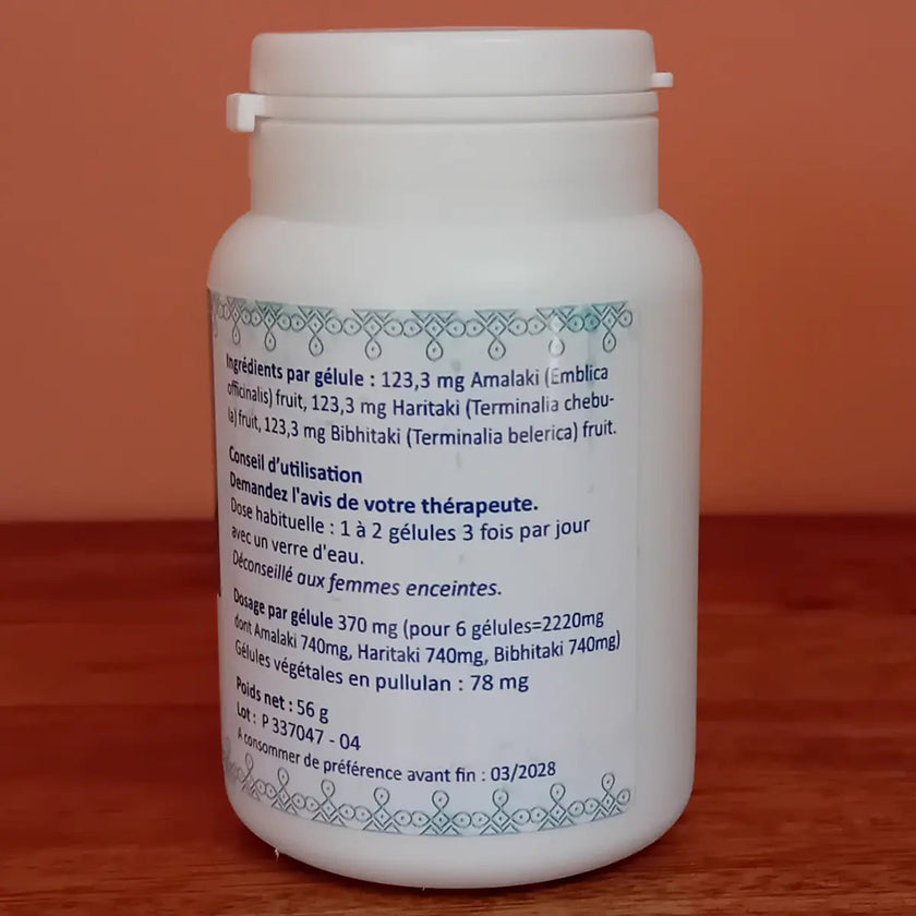 Complément alimentaire ayurvédique :  Triphala, bien être du corps et de l'esprit, aide à soutenir le système digestif et le système immunitaire et aide à réduire le stress