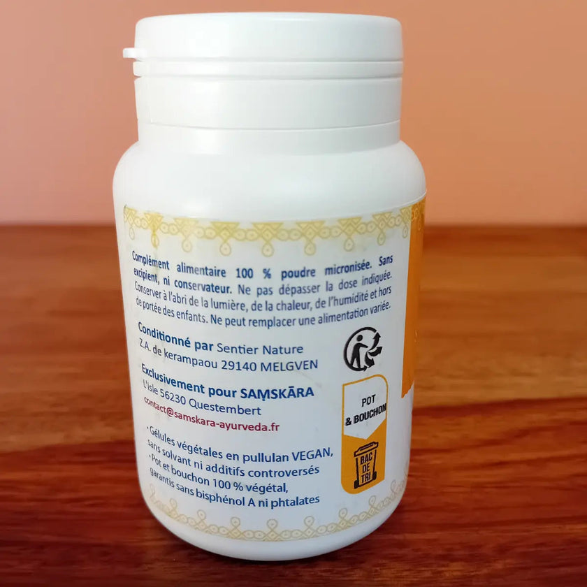 Complément alimentaire ayurvédique bio ocimum sanctum basilic sacré bien fait bon pour le corps et pour l esprit aide le système respiratoire