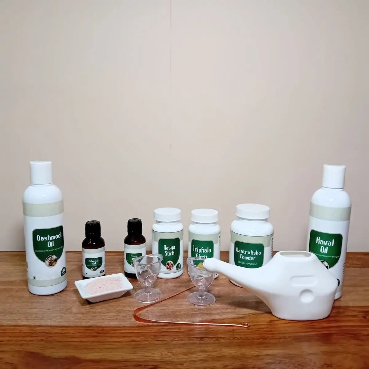 kit dinacharya produits ayurvédiques ayurvéda soin hygiène rituel indien