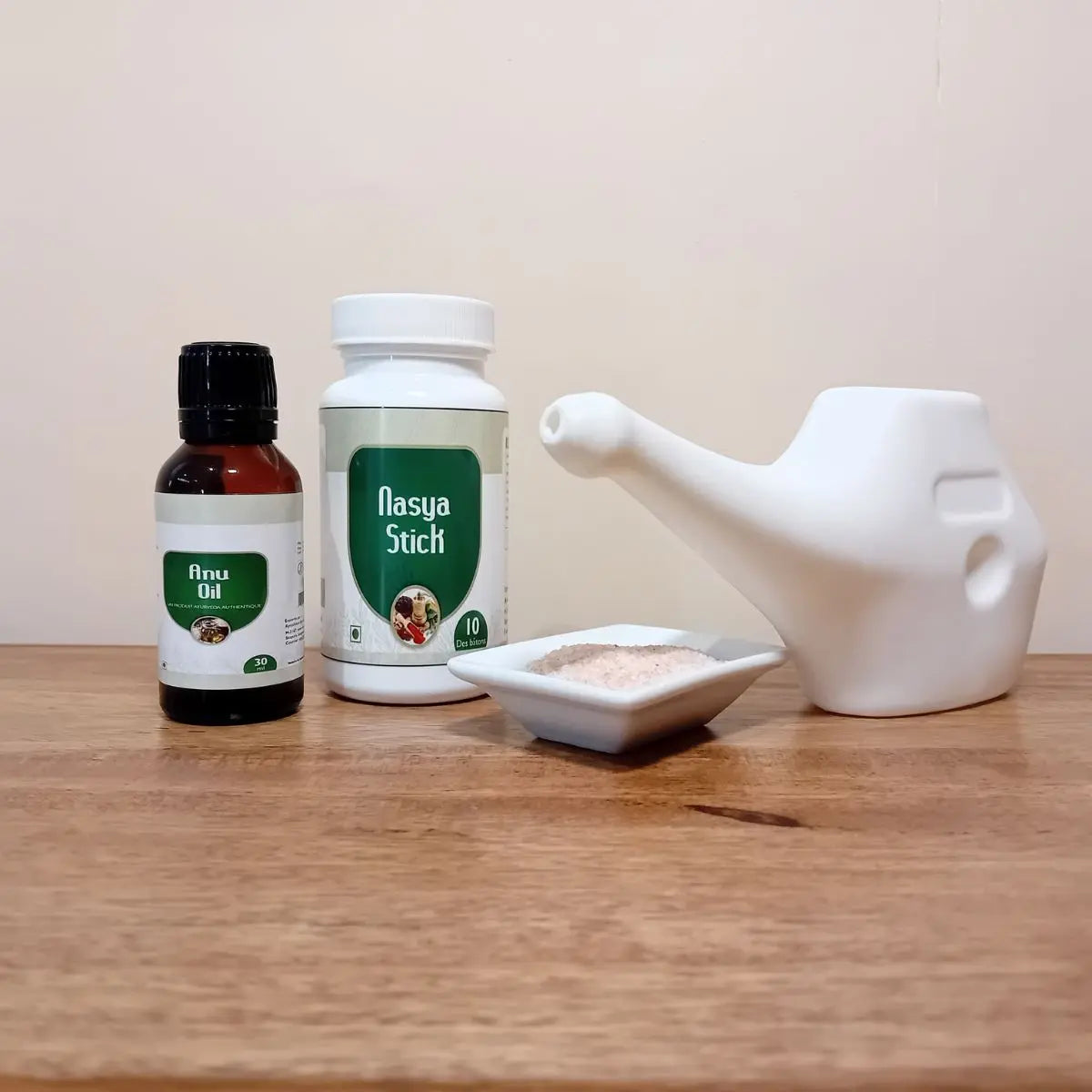 kit de nettoyage pour le nez anu oil nasya stick jala neti pot sel himalaya  allergie pollens rhinite nez bouché rhinopharyngite rhume sinusite douleur troubles nasaux sinus sommeil calme maux de tête voies respiratoires soin hygiène produit ayurvedique
